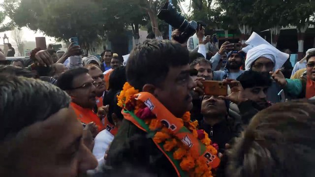 अलवर में अपने मंत्री का सम्मान : कार्यकर्ताओं को मिलेगी पहली प्राथमिकता: मंत्री शर्मा..... देखे वीडियो .....