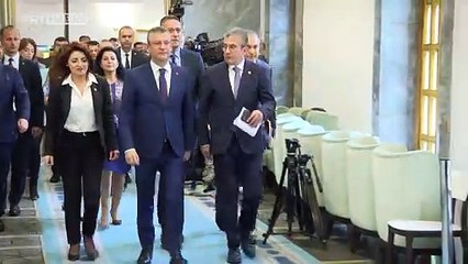 CHP'de İzmir adayı belirsizliği sürüyor