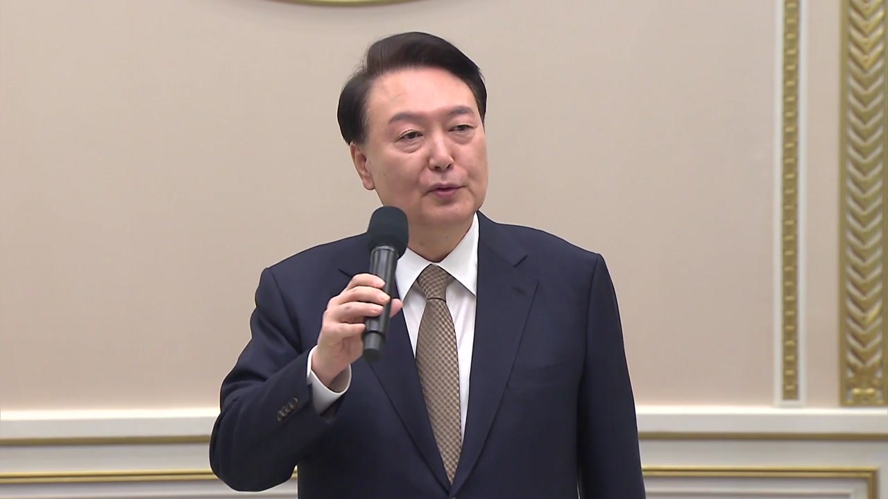 尹 "테러는 자유민주주의 적...이재명 빠른 쾌유 기원" / YTN