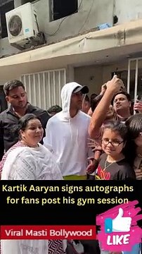 Kartik Aaryan signs autographs for fans post his gym session