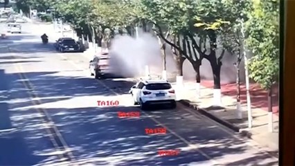 Asya'da tansiyon yükseldi: Myanmar'dan Çin'e top mermileri