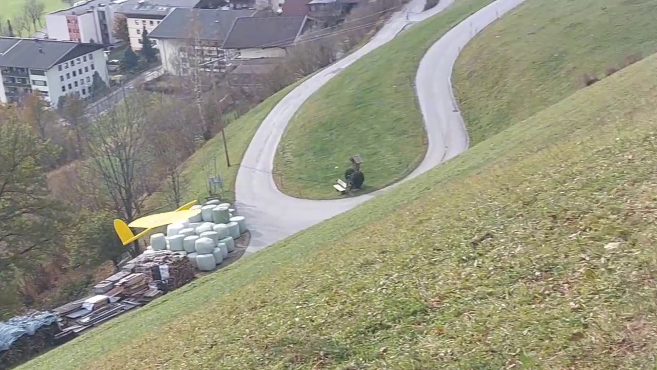 Wood wipe midi Nurflügel bei schweren Turbulenzen