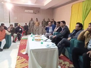 कैट के साथ पुलिस अधीक्षक डॉ. असित यादव की बैठक