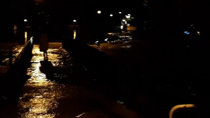 Download Video: River Welland bursts banks in Stamford causing floods