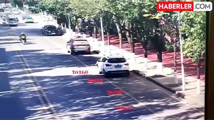 Asya'da tansiyon yükseldi! Myanmar, Çin'in sınır kasabasını vurdu