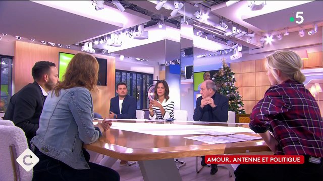 Il n’y a pas de discussion à avoir : La mise au point de Léa Salamé sur sa relation avec Raphaël Glucksmann