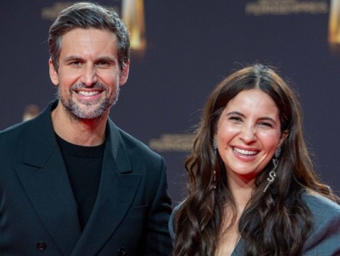 Promi-Babys 2024: Diese Stars erwarten Nachwuchs