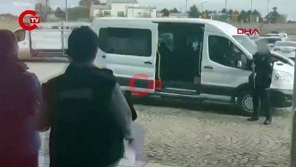 Apartman dairesinde uyuşturucu partisi... 8 şüpheliye gözaltı!