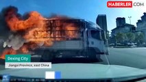 Çin'de cesur sürücü, alev alan tankeri itfaiyeye ulaştırarak faciayı önledi