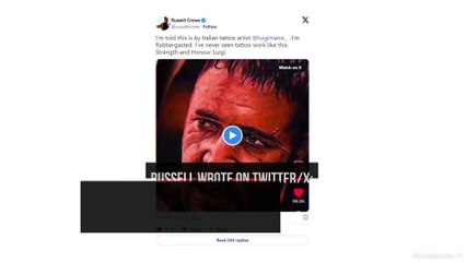 Italy's 'Caravaggio of Tattoos' Luigi Mansi Wows Russell Crowe With Realistic Portrait