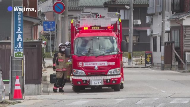 Japon: l'espoir de retrouver des survivants s'amenuise trois jours après le séisme