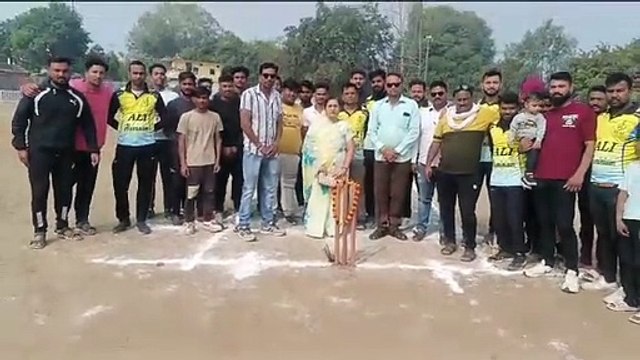 टेनिस बॉल क्रिकेट महासंग्राम का हुआ शुभारंभ