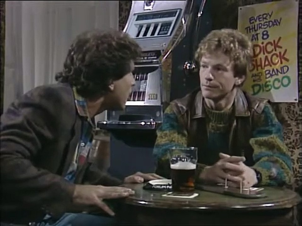 Up The Elephant and Round The Castle - S1 - E1 A Cuckoo in the Nest