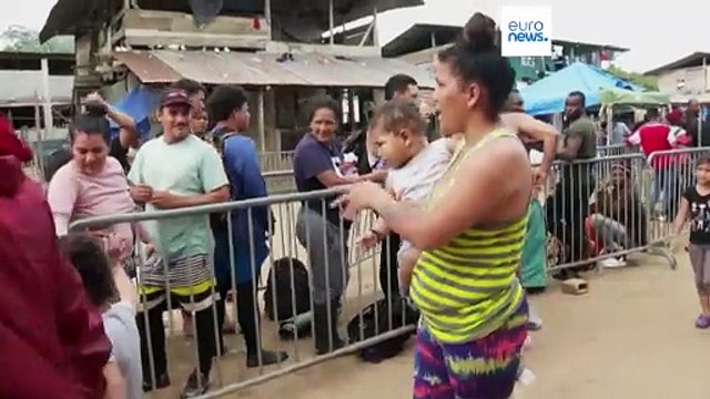 آلاف المهاجرين يخاطرون بحياتهم للعبور عبر الغابات في بنما للوصول إلى كولومبيا
