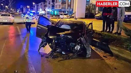 İnegöl'de araç ağaca çarptı: 1 yaralı