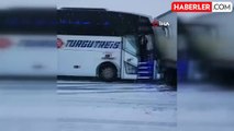 Kars'ta kontrolden çıkan otobüs kaza yaptı: Ölü ve yaralılar var
