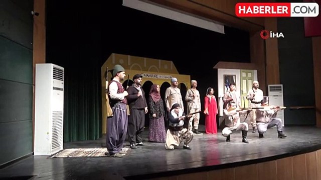 Osmaniye'nin Kurtuluş Destanı Tiyatro Severlerden Tam Not Aldı