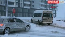 Bitlis'te Kar Yağışı: 44 Köy Yolu Ulaşıma Kapandı