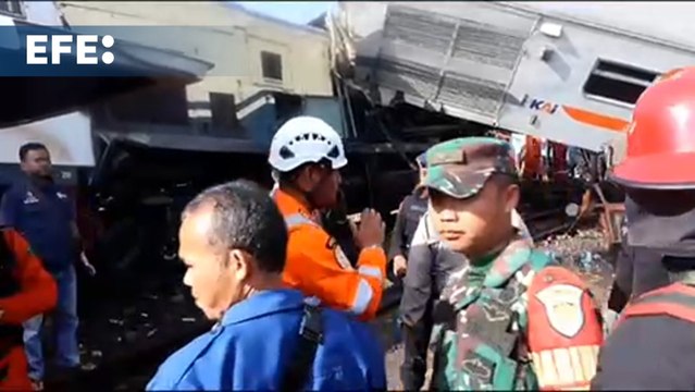 Al menos tres muertos y 28 heridos al colisionar dos trenes en el oeste de Indonesia