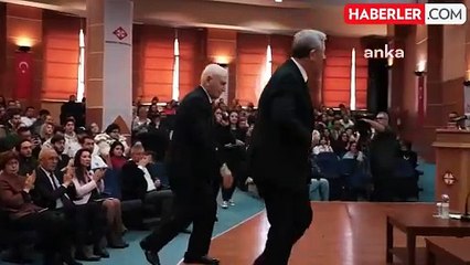 Video herunterladen: Mansur Yavaş, Başkent Üniversitesi'nde Gençlerle Bir Araya Geldi