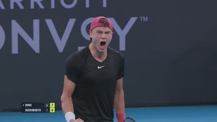 Brisbane - Rune écarte Duckworth après un second set haletant