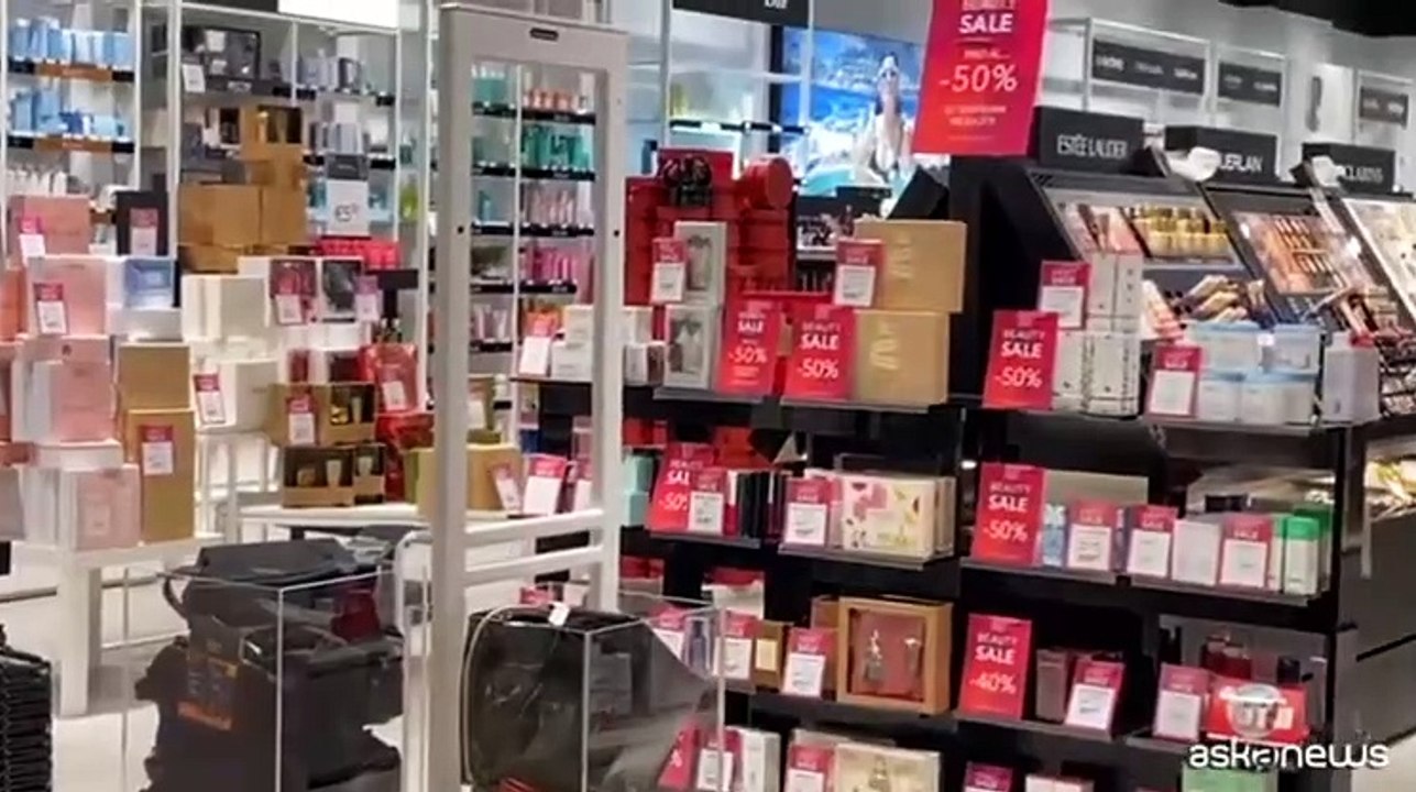 Al via i saldi invernali in tutta Italia, ? subito caccia all'offerta