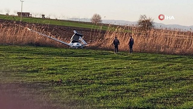 Bursa'da eğitim uçağı tarlaya indi