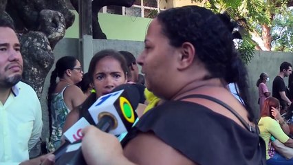 Corpo de menino que foi atropelado dentro de condomínio é enterrado em Recife