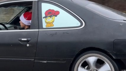 Festive Nissan echoes Christmas tunes on the road