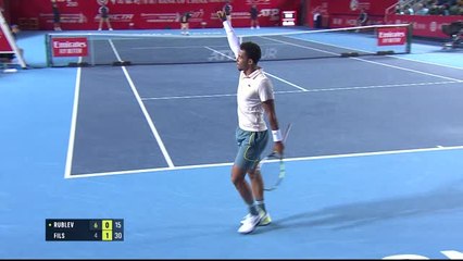 Hong Kong - Fils s'arrête en quart face à Rublev