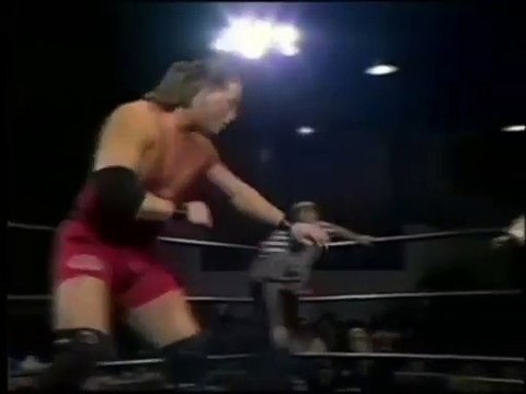 Rob Van Dam vs. Axl Rotten en ECW House Party.