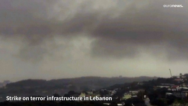 شاهد: الجيش الإسرائيلي يقصف مواقع لحزب لله جنوب لبنان