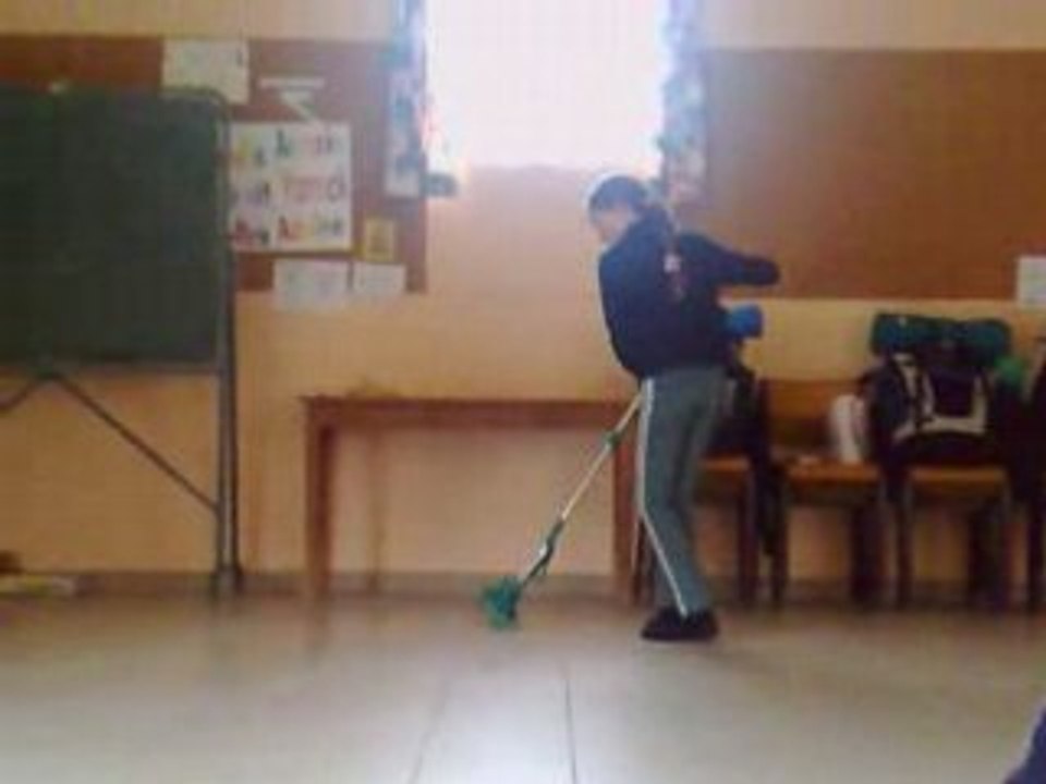 16032008077
