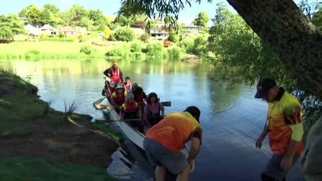 Community embraces dragon boating in Tasmanian town