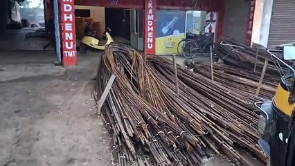 लोहा कारोबारी की दुकान व गोदाम