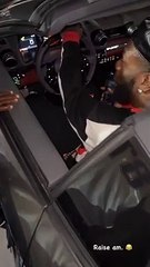 Burna Boy enrichit sa collection avec une nouvelle voiture 🚗