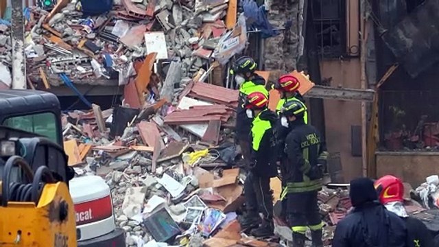 Esplosione di una palazzina alle porte di Roma: le macerie a Canale Monterano