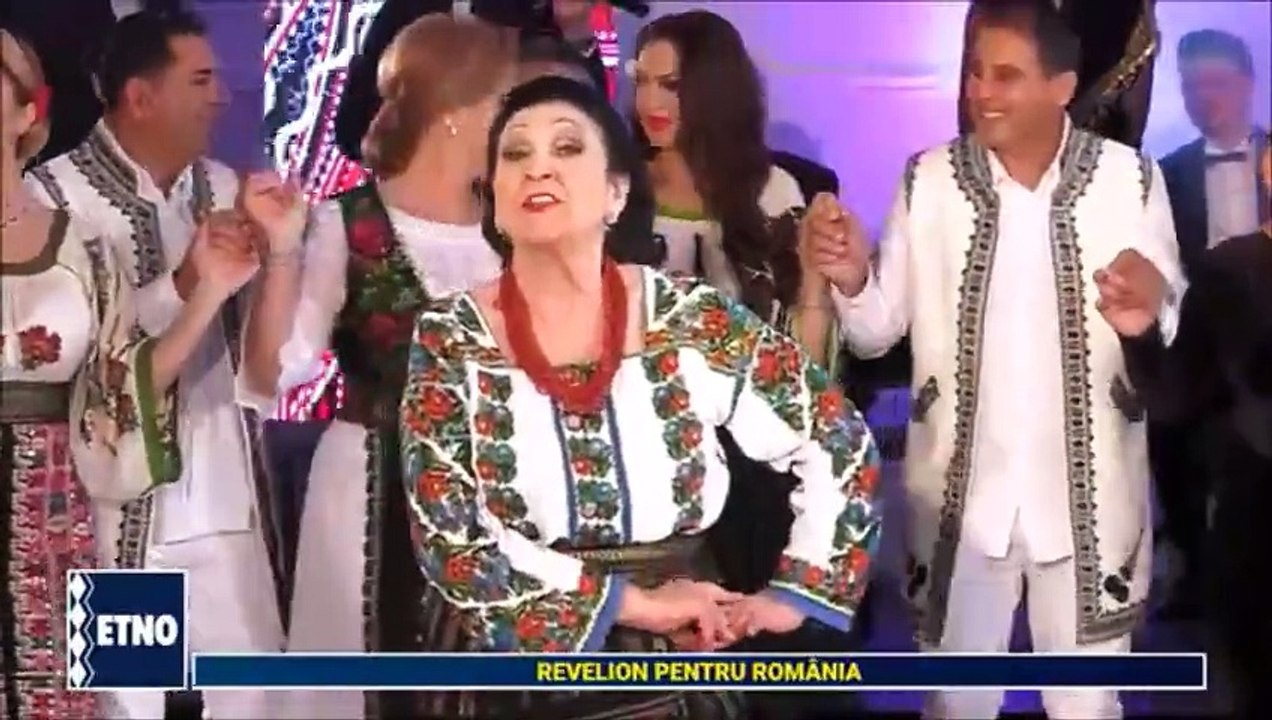 Stefania Rares - Hora radasenilor (Revelion pentru Romania 2024 - ETNO ...