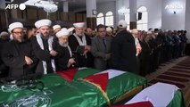 Beirut, oltre mille persone ai funerali di Saleh al-Arouri