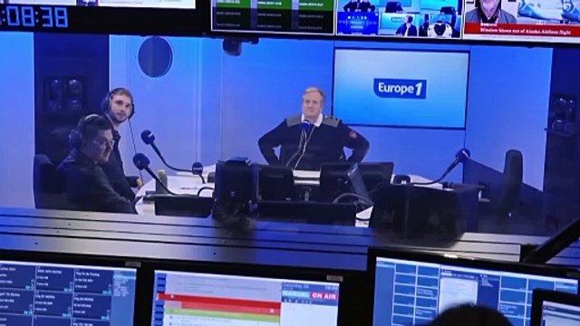 États-Unis : un hublot s'envole, Alaska Airlines cloue au sol ses Boeing 737 MAX-9