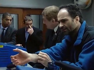 The Bill S17E29: Head Over Heels – Crime, Clues & Unexpected Twists 🚓