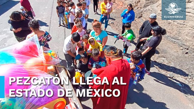 Por Día de Reyes trabajadores de la Nueva Viga reparten juguetes a niños de escasos recursos