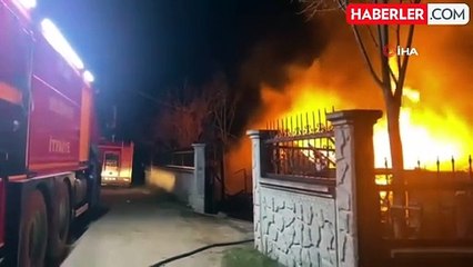 Alevlere teslim olan 2 katlı ev kül oldu