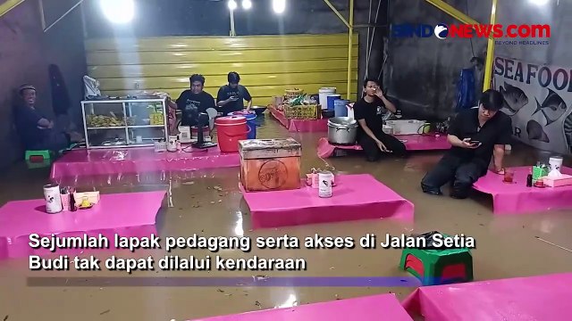 Imbas Hujan Deras, Ratusan Rumah di Tangsel Terendam Banjir