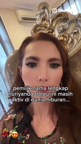 Potret Nunu Datau Tetap Terlihat Awet Muda Meskipun Sudah Memasuki Kepala Lima