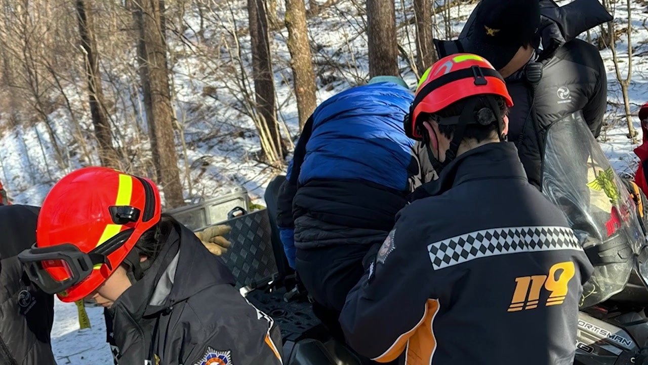 눈 덮인 겨울 산행 사고 속출..."체력 고려 등산 필수" / YTN