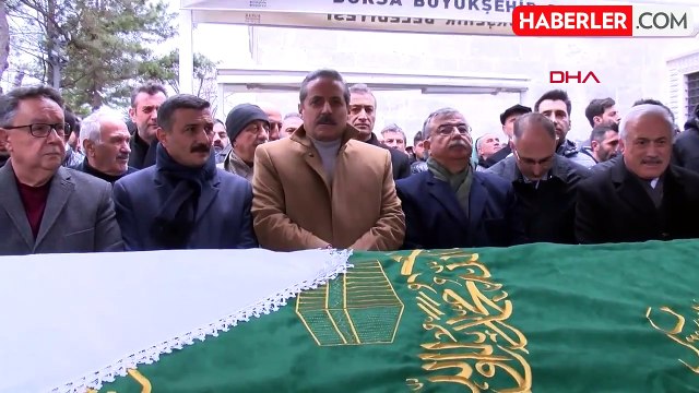 AK Parti Artvin Milletvekili Faruk Çelik'in Annesi Hayatını Kaybetti