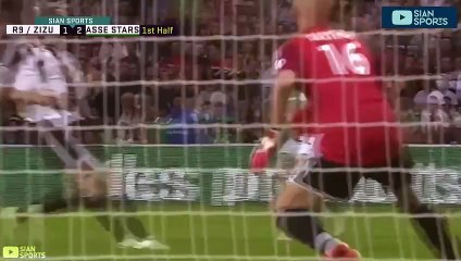 EVEN THOUGH HE'S FAT AND RETIRED LOOK AT WHAT RONALDO PHENOMENO DID IN THIS FRIENDLY MATCH IN FRANCE