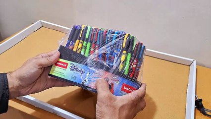 Unboxing and Review of Unomax gel pen with Disney, spiderman, X-Man, characters