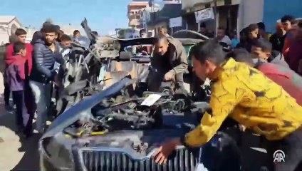 İsrail gazetecilerin aracını bombaladı